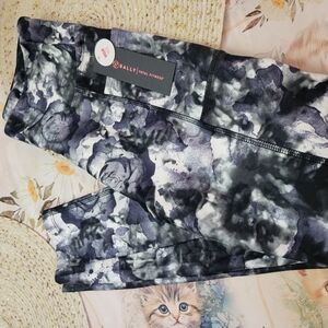 Bally Floral Leggings - Black and Gray